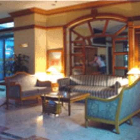 Citadel Inn Makati San Pedro Makati Exterior foto