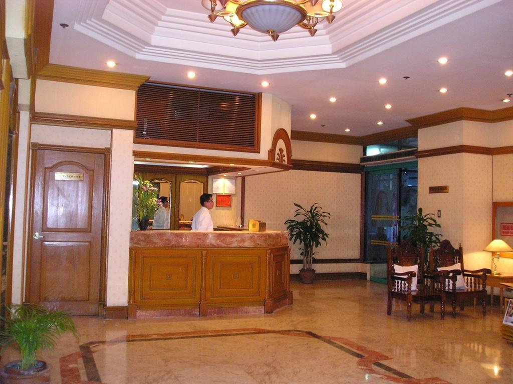 Citadel Inn Makati San Pedro Makati Exterior foto